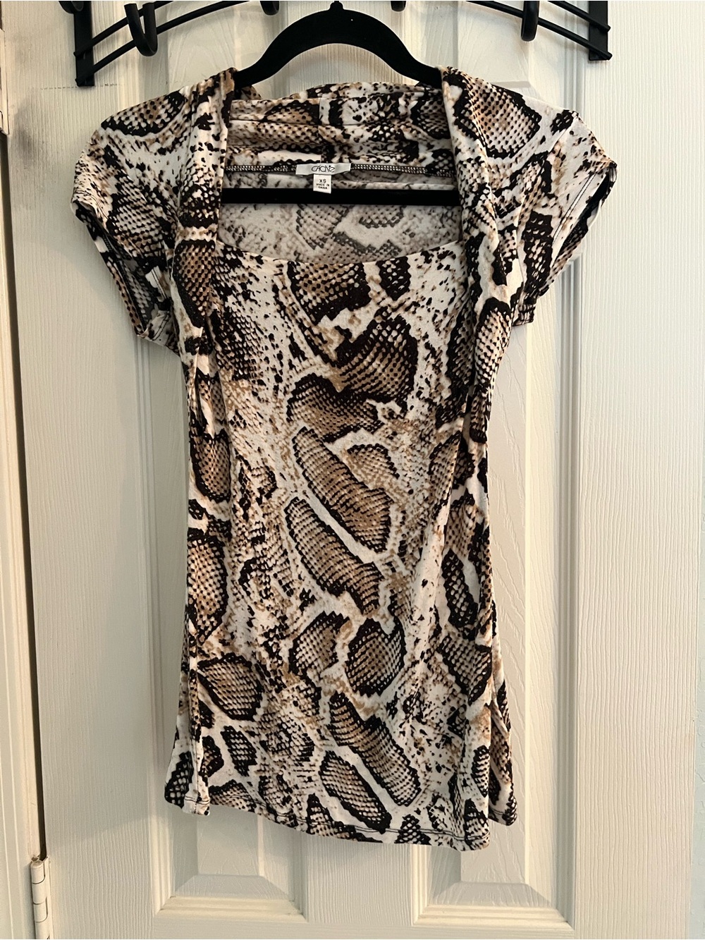 90’s VTG ca he animal knit top XS